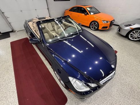 Used 2011 Mercedes-Benz E 350 Cabriolet image 20
