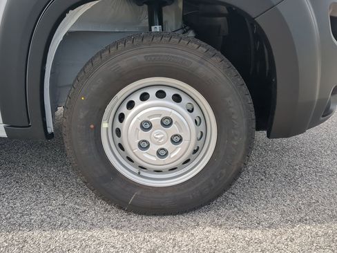New 2026 RAM ProMaster 1500 w/ Storage Group FWD image 9