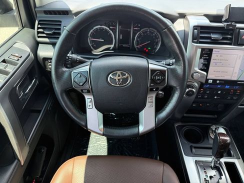 Used 2023 Toyota 4Runner Limited AWD/4WD image 13
