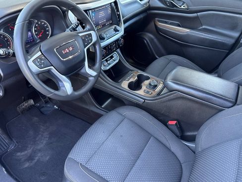 Used 2023 GMC Acadia SLE w/ Driver Convenience Package AWD/4WD image 9
