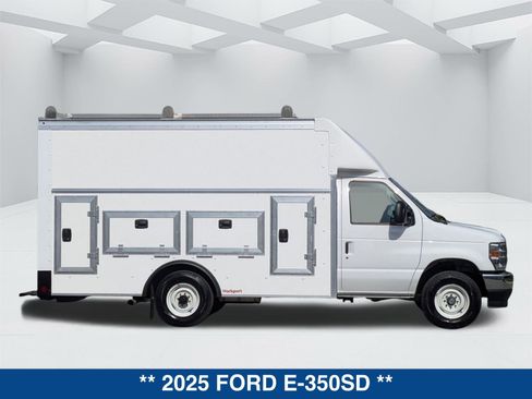 New 2025 Ford E-350 and Econoline 350 Super Duty w/ Power Equipment Group image 3