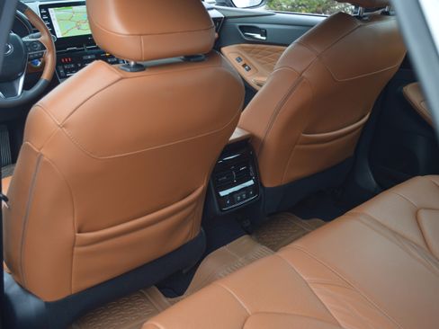 Used 2020 Toyota Avalon Limited w/ Advanced Safety Package image 29