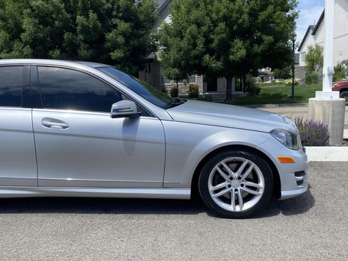 Used 2014 Mercedes-Benz C 300 4MATIC Sedan image 8