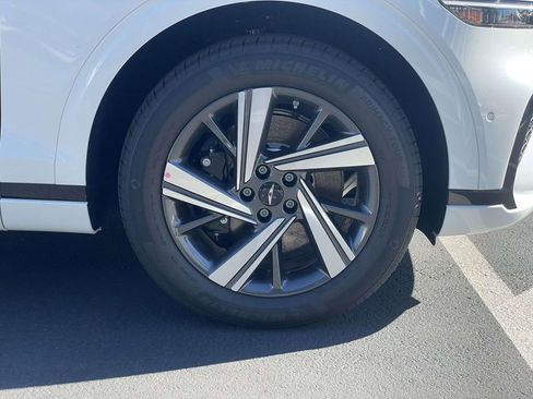 New 2026 Genesis GV70 3.5T Sport Advanced image 34