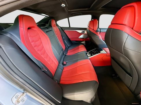 Certified 2025 BMW 840i RWD image 29