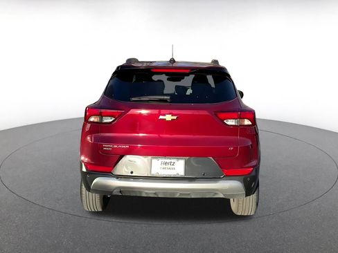 Used 2025 Chevrolet TrailBlazer LT w/ Driver Confidence Package image 12