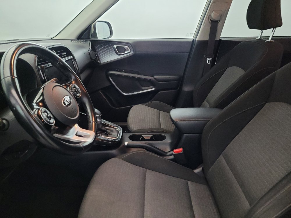 Used 2020 Kia Soul EX FWD image 17