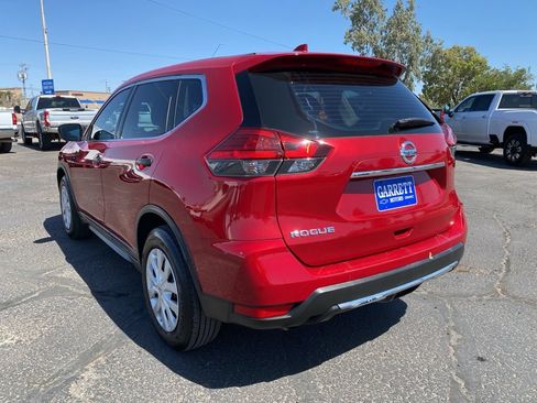 Used 2017 Nissan Rogue S FWD image 11