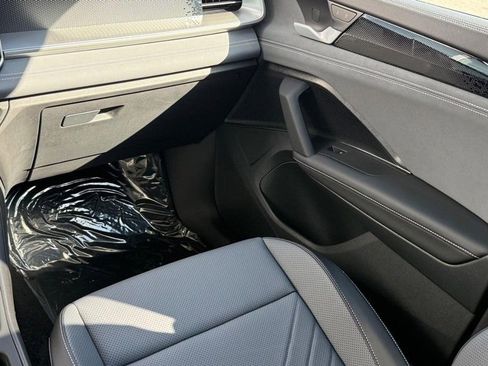 New 2026 Volkswagen Tiguan SE AWD/4WD image 7