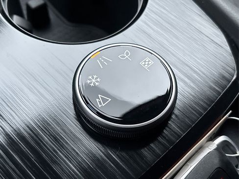 New 2026 Nissan Rogue SV image 22