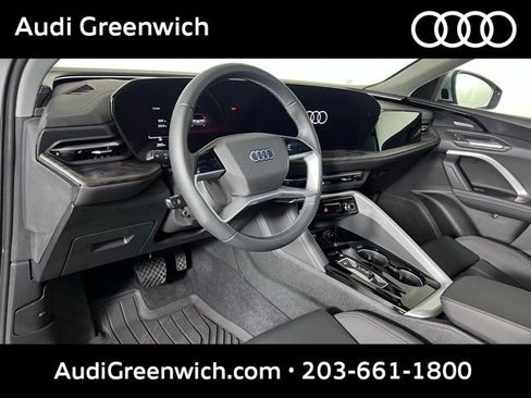 Used 2025 Audi Q5 Premium Plus w/ Premium Plus AWD/4WD image 22