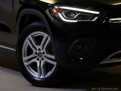 Used 2021 Mercedes-Benz GLA 250 4MATIC image 3