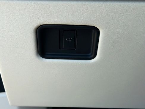 Used 2024 Land Rover Range Rover Autobiography AWD/4WD image 35