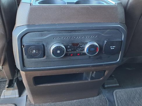 Used 2024 Ford Expedition Max King Ranch image 16