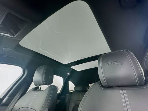 New 2026 Jaguar F-PACE R-Dynamic S image 21