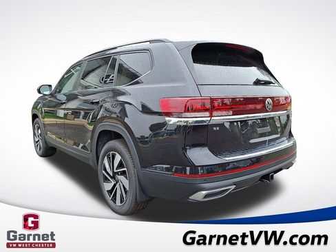 New 2026 Volkswagen Atlas SE image 3