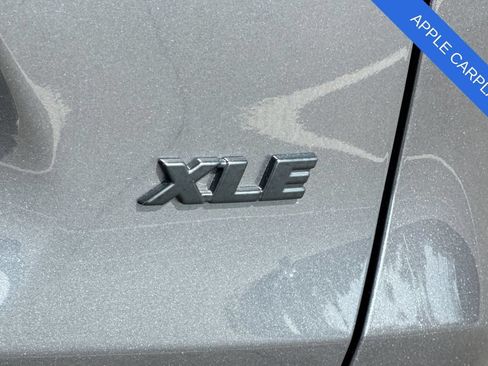Used 2023 Toyota RAV4 XLE Premium FWD image 33