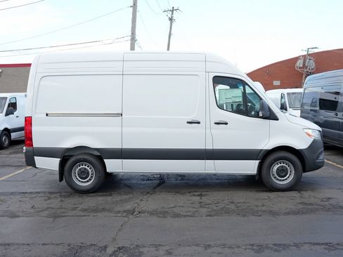 New 2026 Mercedes-Benz Sprinter 2500 image 2