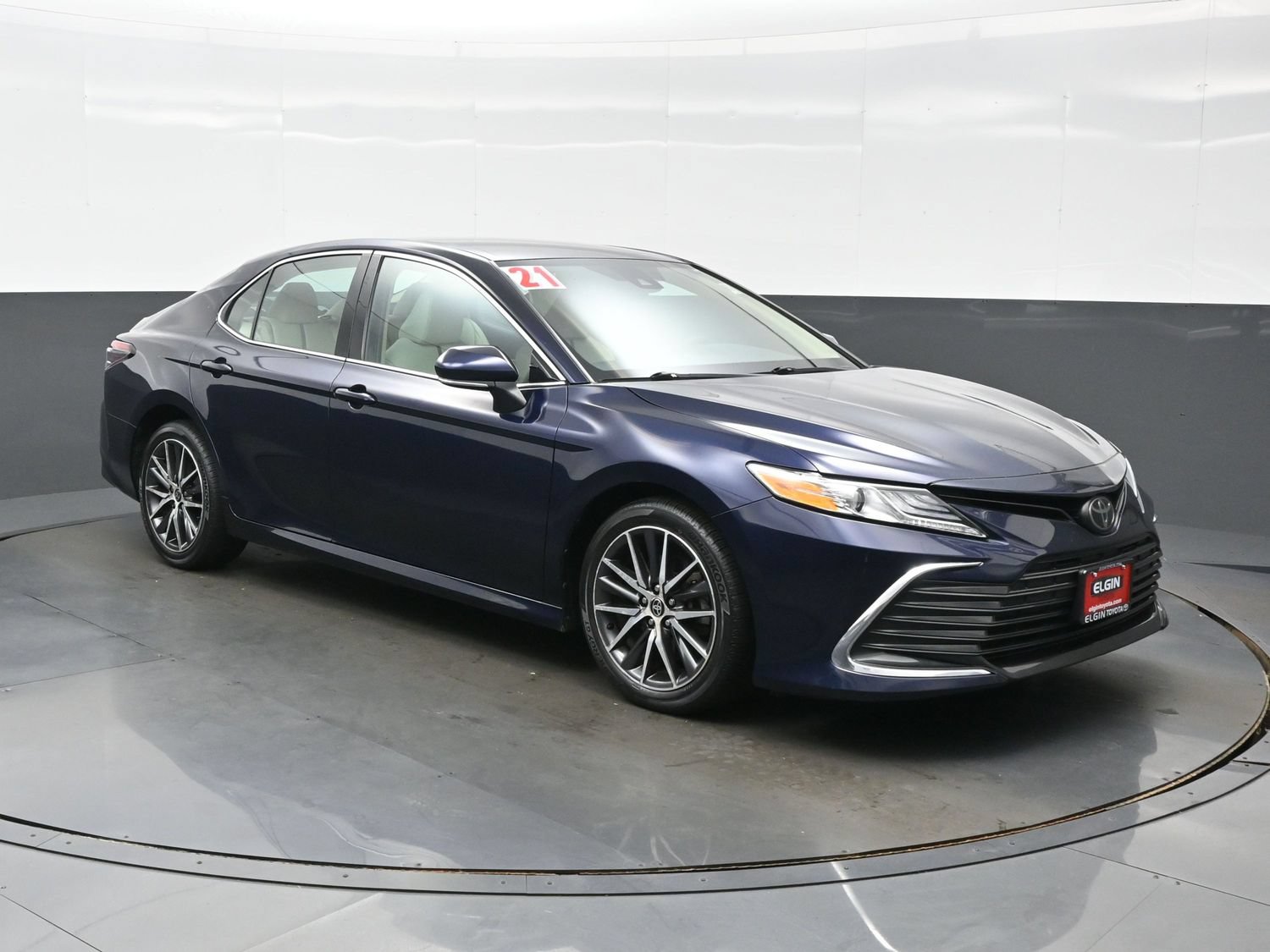 Used 2021 Toyota Camry XLE AWD/4WD image 8