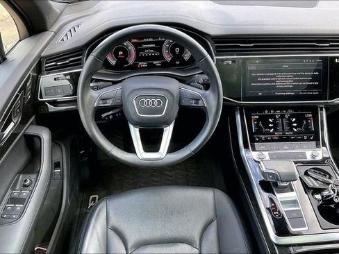 Used 2023 Audi Q7 3.0T Premium Plus w/ Premium Plus Package AWD/4WD image 5