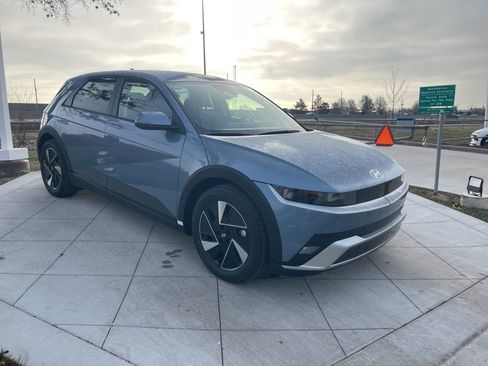 New 2026 Hyundai Ioniq 5 SEL image 7