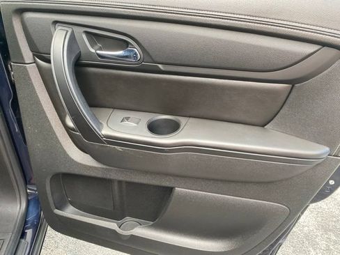 Used 2016 GMC Acadia SLE FWD image 33