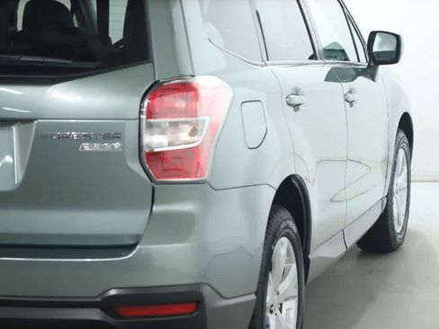 Used 2016 Subaru Forester 2.5i Premium w/ All-Weather Package AWD/4WD image 47