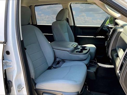 Used 2014 RAM 1500 Express AWD/4WD image 29