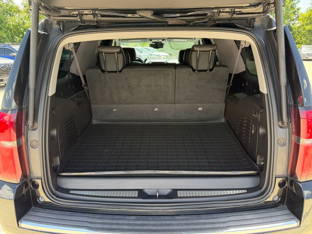 Used 2015 Chevrolet Suburban LTZ RWD image 35