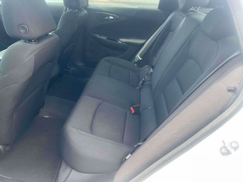 Used 2023 Chevrolet Malibu LS FWD image 14