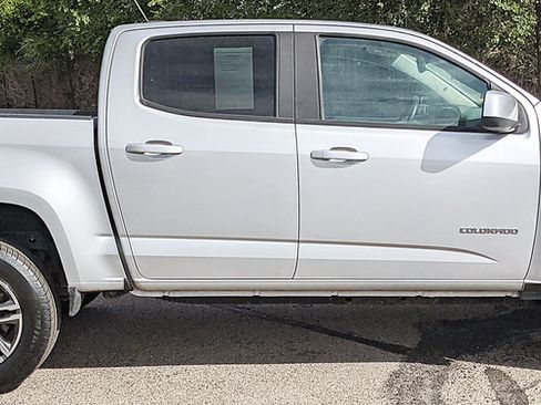 Used 2020 Chevrolet Colorado W/T w/ Custom Special Edition AWD/4WD image 2