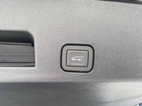 New 2026 GMC Acadia Elevation w/ Elevation Premium Package image 6