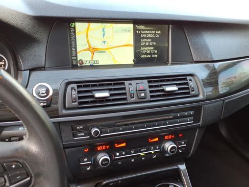 Used 2013 BMW 528i Sedan RWD image 21