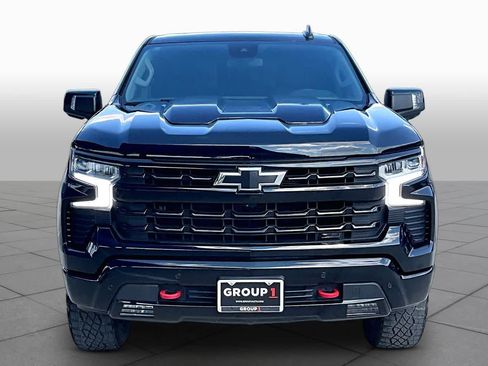 Used 2024 Chevrolet Silverado 1500 LT Trail Boss w/ LT Trail Boss Premium Package AWD/4WD image 4