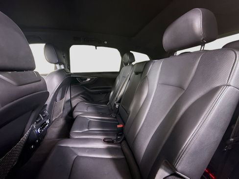 Used 2018 Audi Q7 3.0T Prestige w/ Prestige Package image 25