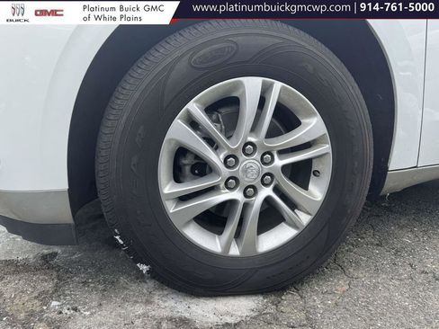 Used 2020 Buick Enclave Essence w/ LPO, Cargo Package image 9