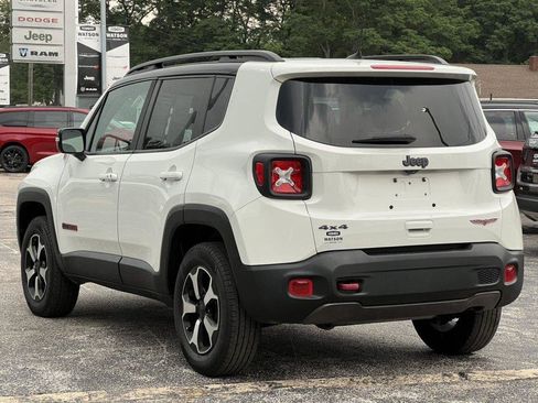 Used 2022 Jeep Renegade Trailhawk AWD/4WD image 8