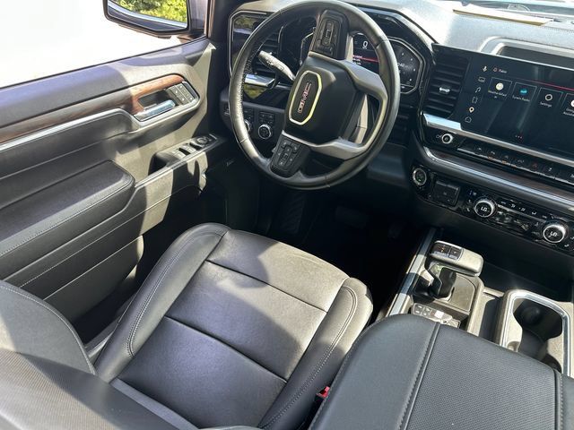Used 2023 GMC Sierra 1500 SLT w/ SLT Premium Plus Package AWD/4WD image 22