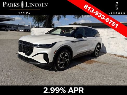 Used 2024 Lincoln Nautilus Premier w/ Jet Appearance Package AWD/4WD image 5