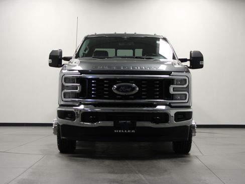Used 2023 Ford F350 Lariat AWD/4WD image 9