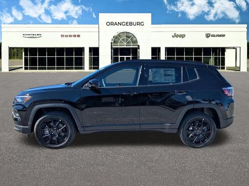 New 2026 Jeep Compass Latitude AWD/4WD image 4