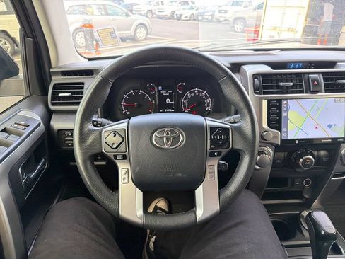 Used 2023 Toyota 4Runner SR5 AWD/4WD image 20