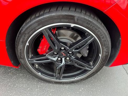 Used 2023 Chevrolet Corvette Stingray Premium Cpe w/ Z51 Performance Package RWD image 22