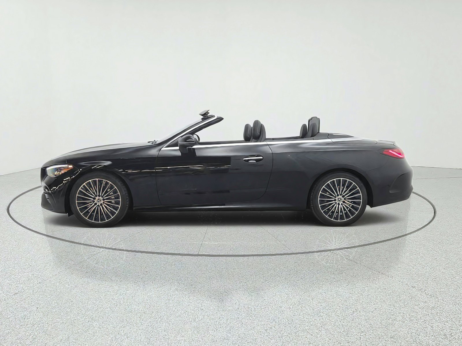 New 2027 Mercedes-Benz CLE 450 4MATIC Cabriolet image 8