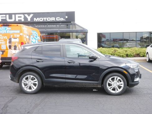Used 2023 Buick Encore GX Preferred FWD image 1