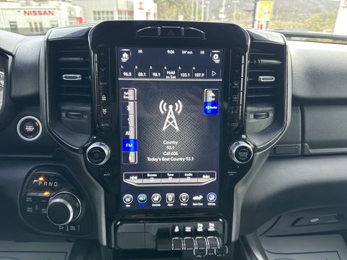 Used 2020 RAM 1500 Big Horn w/ Built-to-serve Edition image 13