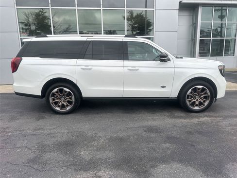 Used 2026 Ford Expedition Max King Ranch AWD/4WD image 4