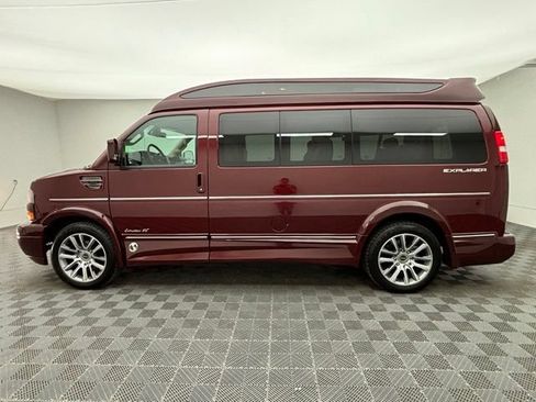 Used 2020 GMC Savana 2500 w/ Enhanced Convenience Package RWD image 15