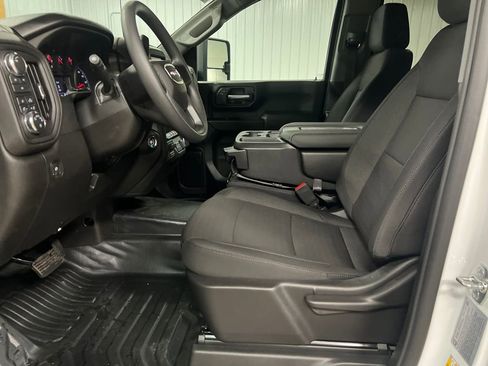 New 2026 GMC Sierra 2500 Pro image 12