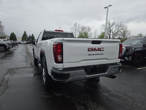 Used 2023 GMC Sierra 3500 Pro w/ Convenience Package AWD/4WD image 6